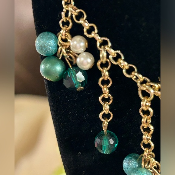 Aqua Sea Necklace with Earrings to match - Picture 6 of 9